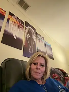 Snapshot of FireAfterDark chatting on February 25, 1:37 am FireAfterDark online show from February 25, 1:37 am