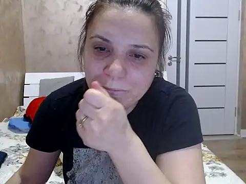 LorraGrey online show from April 1, 7:33 pm