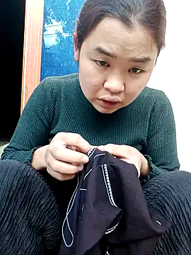 Jyllyy online show from February 5, 7:24 am