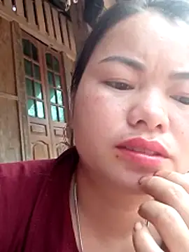 emlylyxinh online show from February 13, 9:27 am