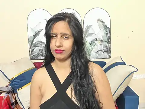 sara conorr online show from April 1, 4:46 am