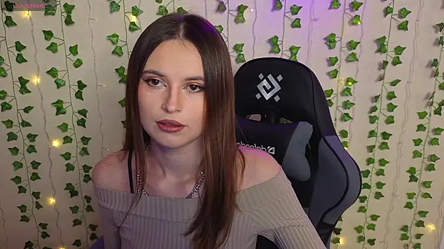 AliceIMonta online show from March 1, 5:37 pm