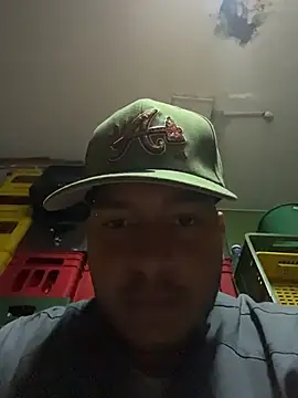 Snapshot of Danny_black11 chatting on February 18, 7:43 pm Danny black11 online show from February 18, 7:43 pm