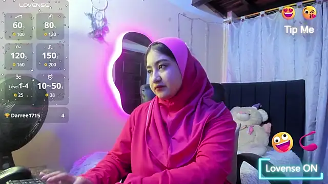 SamiraAwada online show from March 31, 8:09 pm