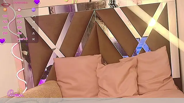 ZAYRA TAY online show from February 1, 3:16 am