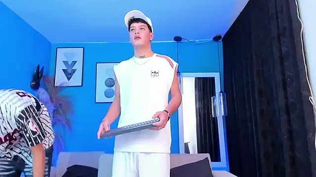 KingOfHeavens 2 online show from February 24, 7:56 pm