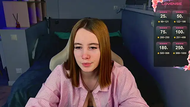 Snapshot of Caeliaa chatting on February 23, 6:38 pm Caeliaa online show from February 23, 6:38 pm