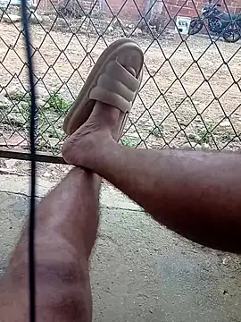 Snapshot of Hot_Veteran_1 chatting on February 8, 8:12 pm Hot Veteran 1 online show from February 8, 8:12 pm