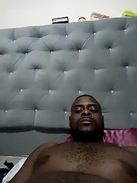 Snapshot of Tuverdugo12 chatting on February 19, 3:24 am Tuverdugo12 online show from February 19, 3:24 am