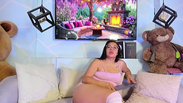 Snapshot of amy_noa chatting on February 27, 12:32 am amy noa online show from February 27, 12:32 am