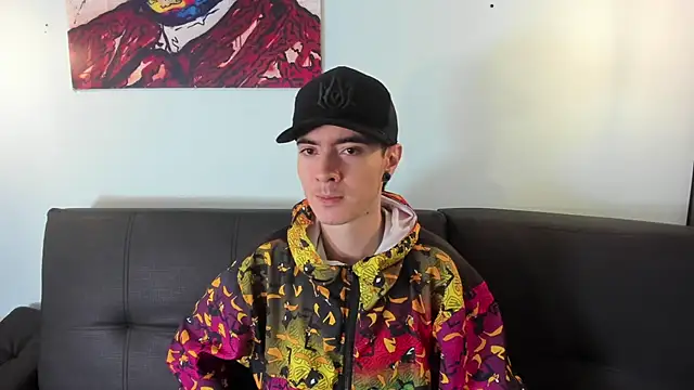 Snapshot of Lio_____ chatting on February 21, 3:29 am Lio online show from February 21, 3:29 am