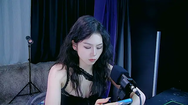 Snapshot of yoyo-o88 chatting on March 3, 10:43 am yoyo-o88 online show from March 3, 10:43 am