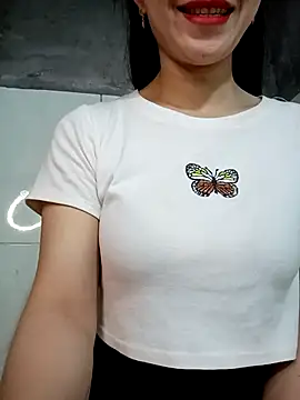 Snapshot of Vyvvyy69 chatting on March 3, 10:37 pm Vyvvyy69 online show from March 3, 10:37 pm