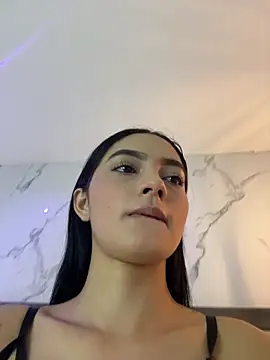 Doll Alaia  online show from February 11, 10:53 am