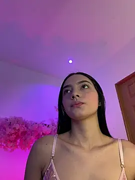 Doll Alaia  online show from February 21, 11:00 am