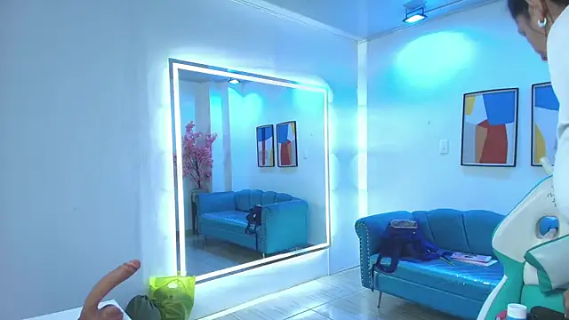 Madame scarlett online show from April 8, 11:32 am