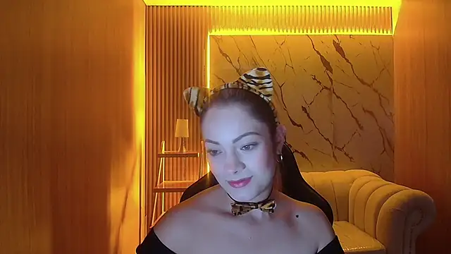 Snapshot of sofia_nova_tf chatting on February 5, 1:27 pm sofia nova tf online show from February 5, 1:27 pm