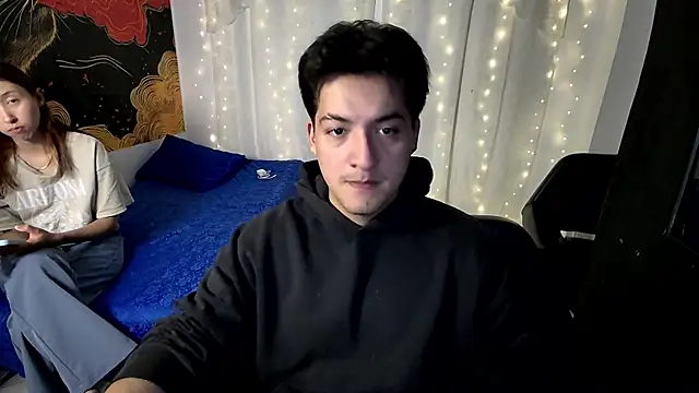 RoseSinsDonViktor online show from April 10, 2:00 pm