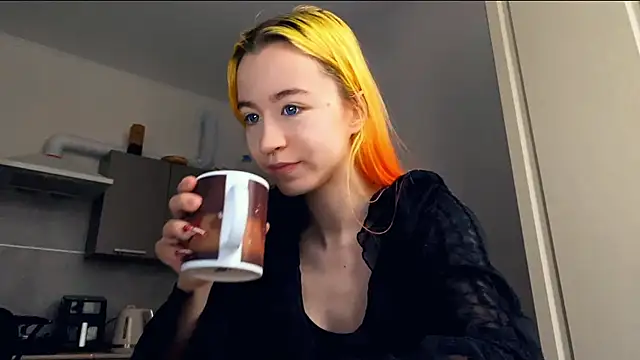 EmilyHein online show from March 1, 5:20 am