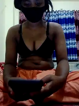 Snapshot of Toma7890 chatting on February 14, 1:30 pm Toma7890 online show from February 14, 1:30 pm