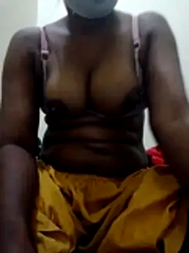 Snapshot of Toma7890 chatting on February 23, 4:48 pm Toma7890 online show from February 23, 4:48 pm