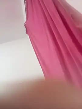 Yasminfachini online show from February 18, 6:09 am