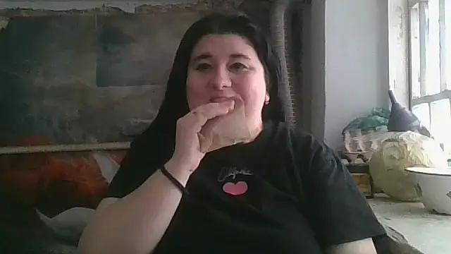 Snapshot of Nata_004 chatting on February 13, 10:22 am Nata 004 online show from February 13, 10:22 am