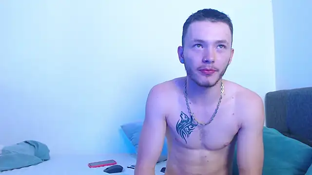 Snapshot of Ariana_Esteban07 chatting on February 14, 4:09 am Ariana Esteban07 online show from February 14, 4:09 am