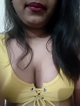 Snapshot of nidhi7180 chatting on February 2, 5:44 pm nidhi7180 online show from February 2, 5:44 pm