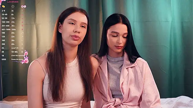 ZofiaSoshnik online show from February 3, 7:35 am