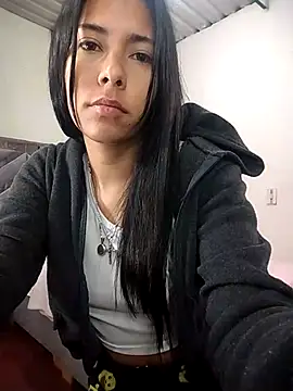 VelvetRosss online show from April 15, 4:58 pm