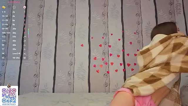 Snapshot of SueFerreyra chatting on February 11, 8:08 am SueFerreyra online show from February 11, 8:08 am