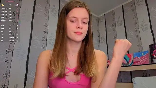 SueFerreyra online show from April 20, 8:06 am