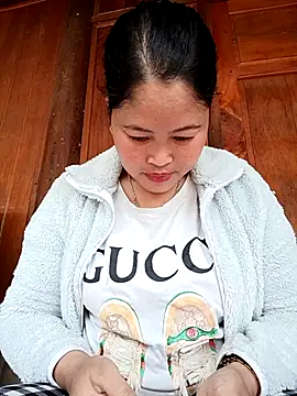 Snapshot of Mayly_Sweet chatting on February 14, 3:14 am Mayly Sweet online show from February 14, 3:14 am