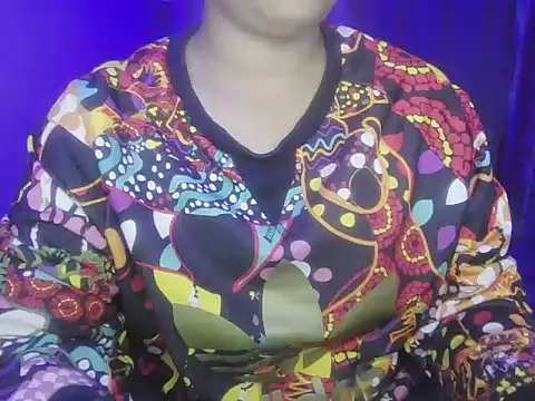 Snapshot of Bold_Beauty_07 chatting on February 15, 5:31 pm Bold Beauty 07 online show from February 15, 5:31 pm