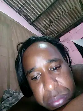 Snapshot of Hellentrans24 chatting on February 27, 8:20 pm Hellentrans24 online show from February 27, 8:20 pm