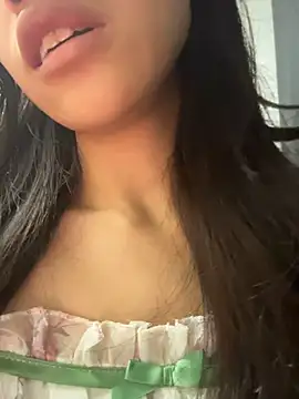 srr6677 online show from April 18, 12:20 pm