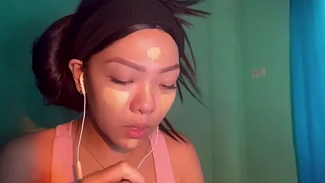 TerisaYellow online show from February 12, 6:19 am