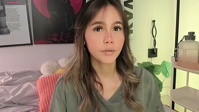 Hey lucy   online show from April 14, 11:16 am