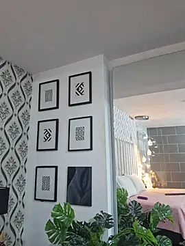 Snapshot of Eva_Monroes chatting on February 16, 1:24 am Eva Monroes online show from February 16, 1:24 am