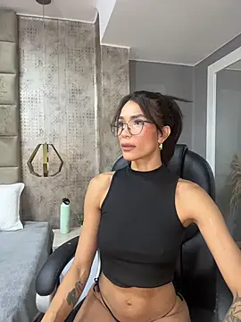 SofiaRivero online show from April 18, 7:07 pm