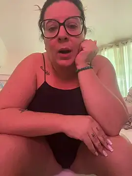 JasmineGlow7 online show from February 20, 11:43 am