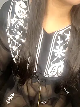 Alix cuti online show from February 5, 5:50 pm