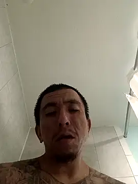 Snapshot of bigbooietx chatting on March 2, 5:08 am bigbooietx online show from March 2, 5:08 am