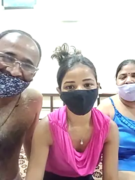 HoneyHush online show from April 11, 7:13 am