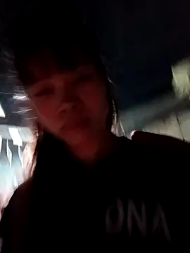 Snapshot of Small_flower1 chatting on February 8, 7:23 am Small flower1 online show from February 8, 7:23 am