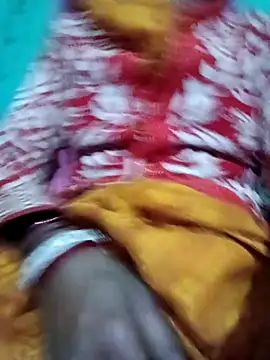 Snapshot of Komal9080 chatting on February 4, 3:18 pm Komal9080 online show from February 4, 3:18 pm