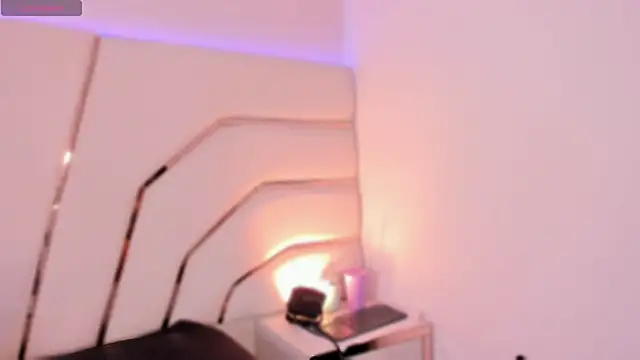 bela palmer online show from April 30, 4:08 am