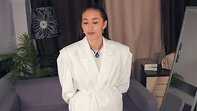 DeliaPesta online show from February 2, 4:27 pm