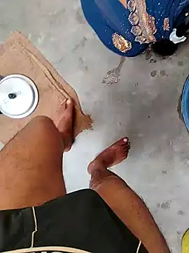 Snapshot of horny_indian90 chatting on February 19, 8:43 am horny indian90 online show from February 19, 8:43 am